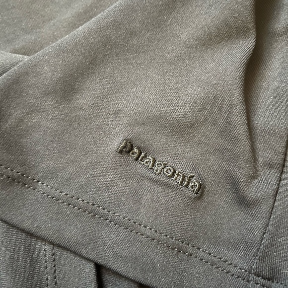 Patagonia Morning Glory black stretchy top - Picture 4 of 6